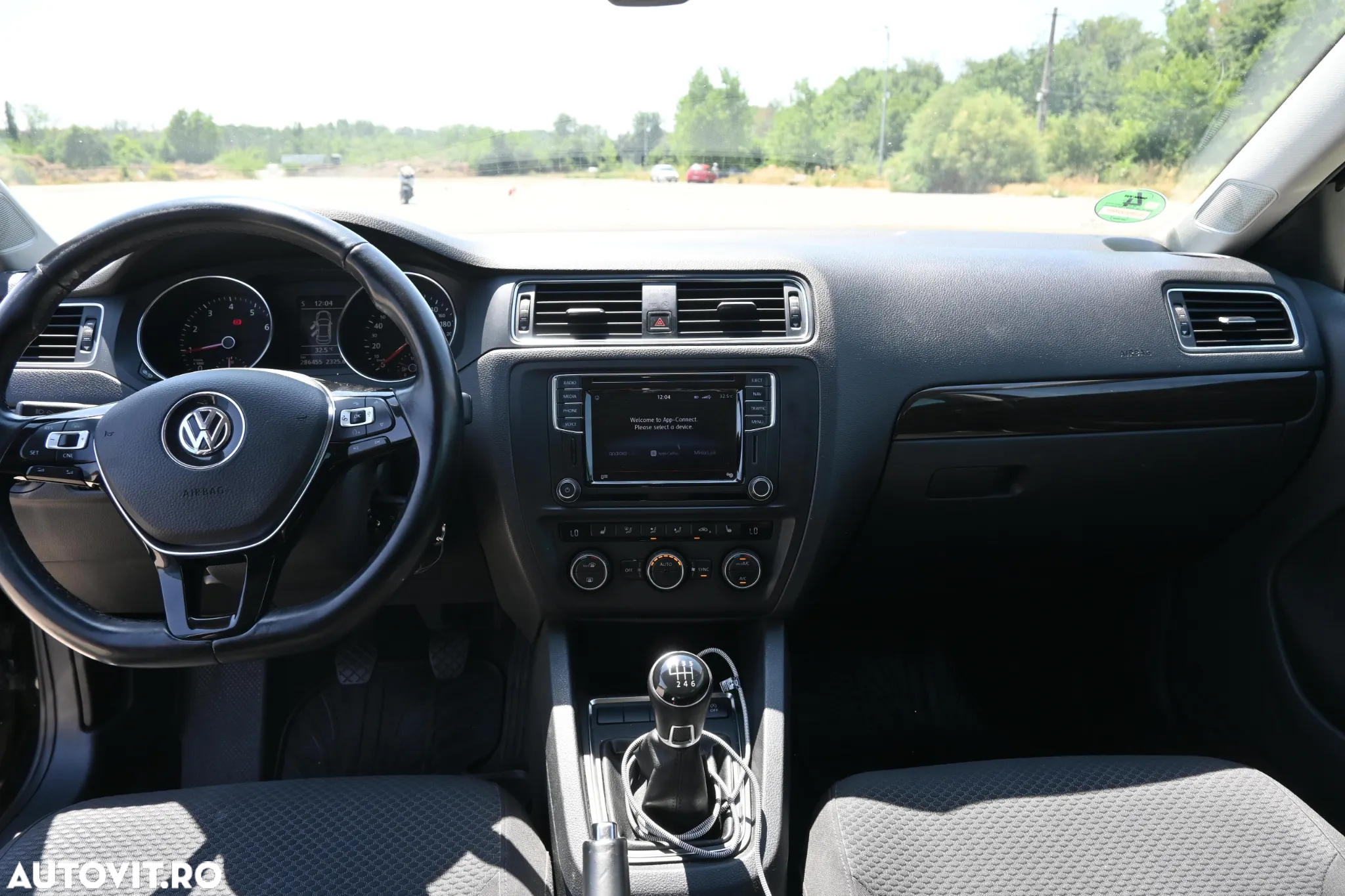Volkswagen Jetta 1.2 TSI Comfortline - 6