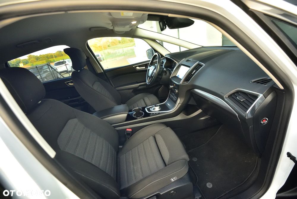 Ford S-Max 2.0 EcoBlue Titanium - 38
