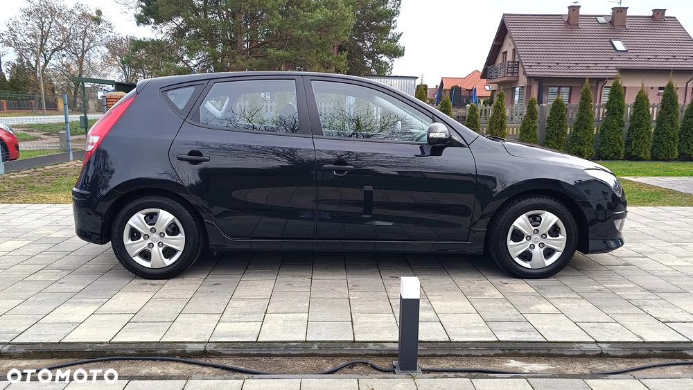 Hyundai i30 1.4 FIFA WM Edition - 14