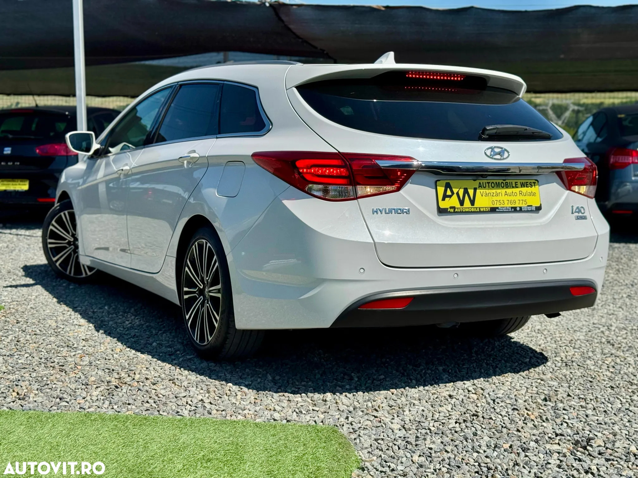 Hyundai i40 Kombi blue 1.7 CRDi DCT Premium - 13