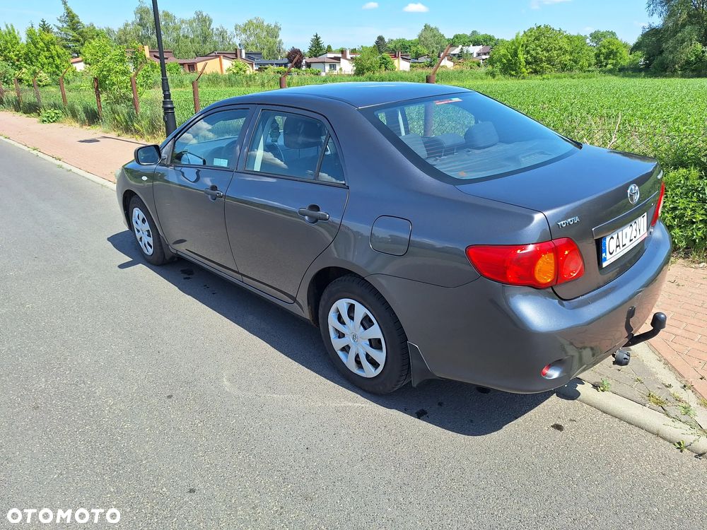 Toyota Corolla 1.4 D-4D Luna - 5