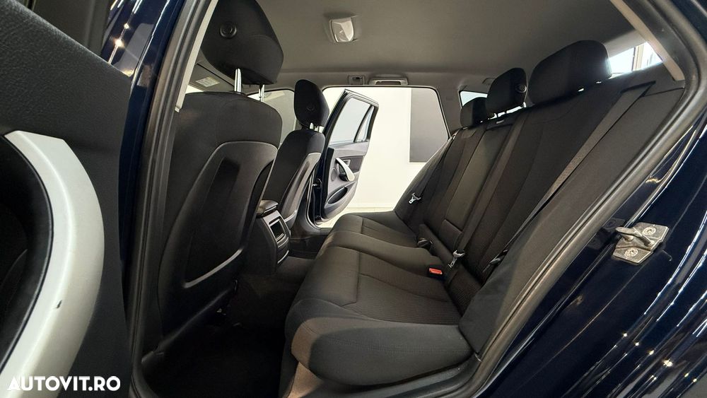 BMW Seria 3 318d - 10
