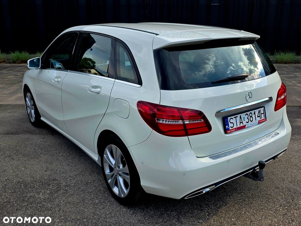 Mercedes-Benz Klasa B 200 UrbanStyle Edition - 12