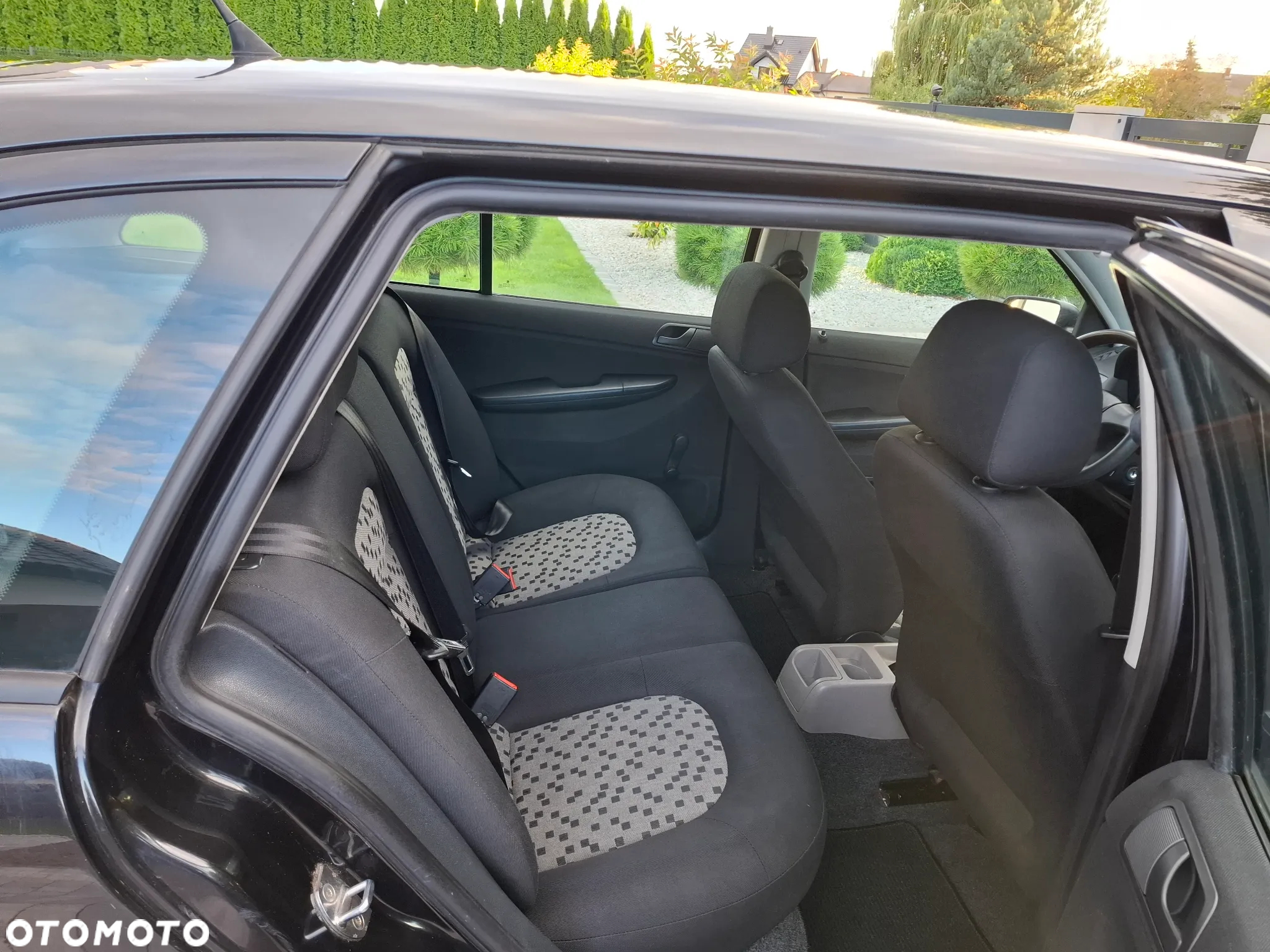 Skoda Fabia 1.4 16V Combi Comfort - 13