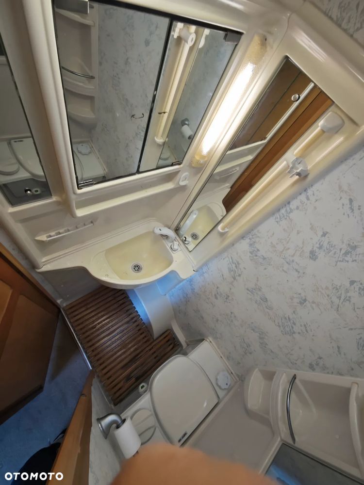 Compass Corona 556 - 13
