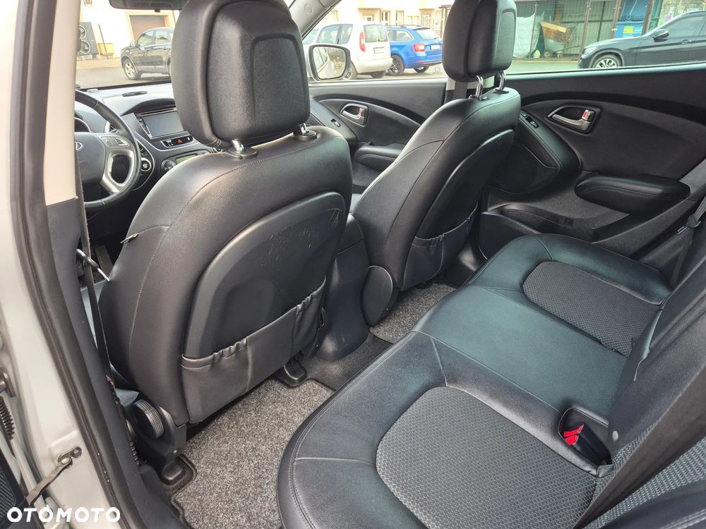Hyundai ix35 - 12