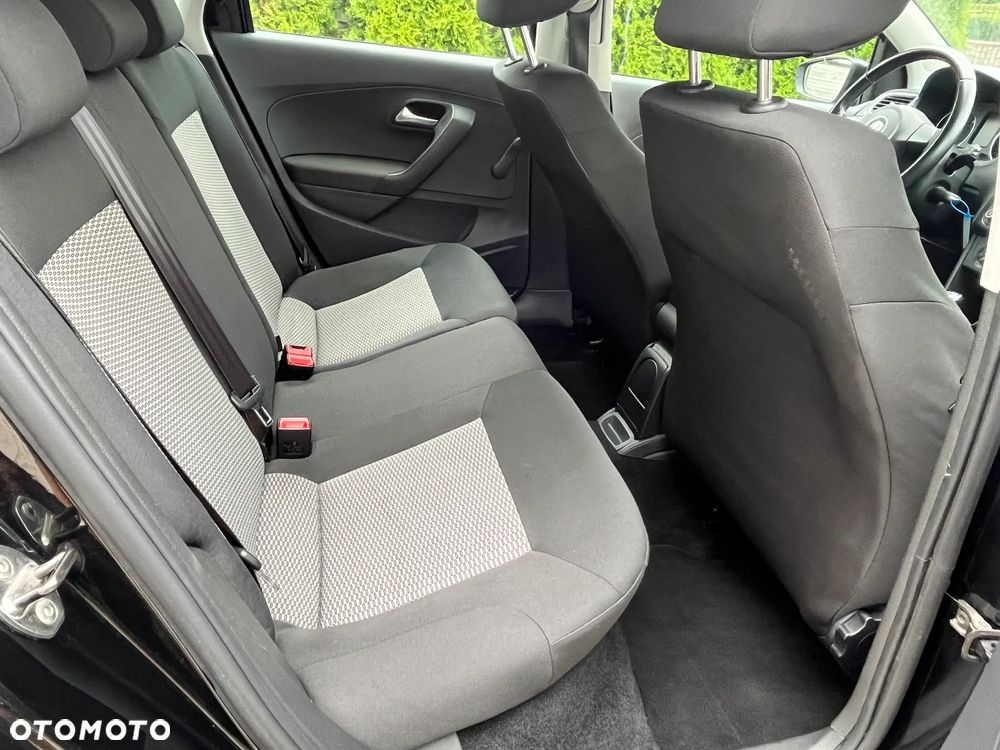 Volkswagen Polo - 17