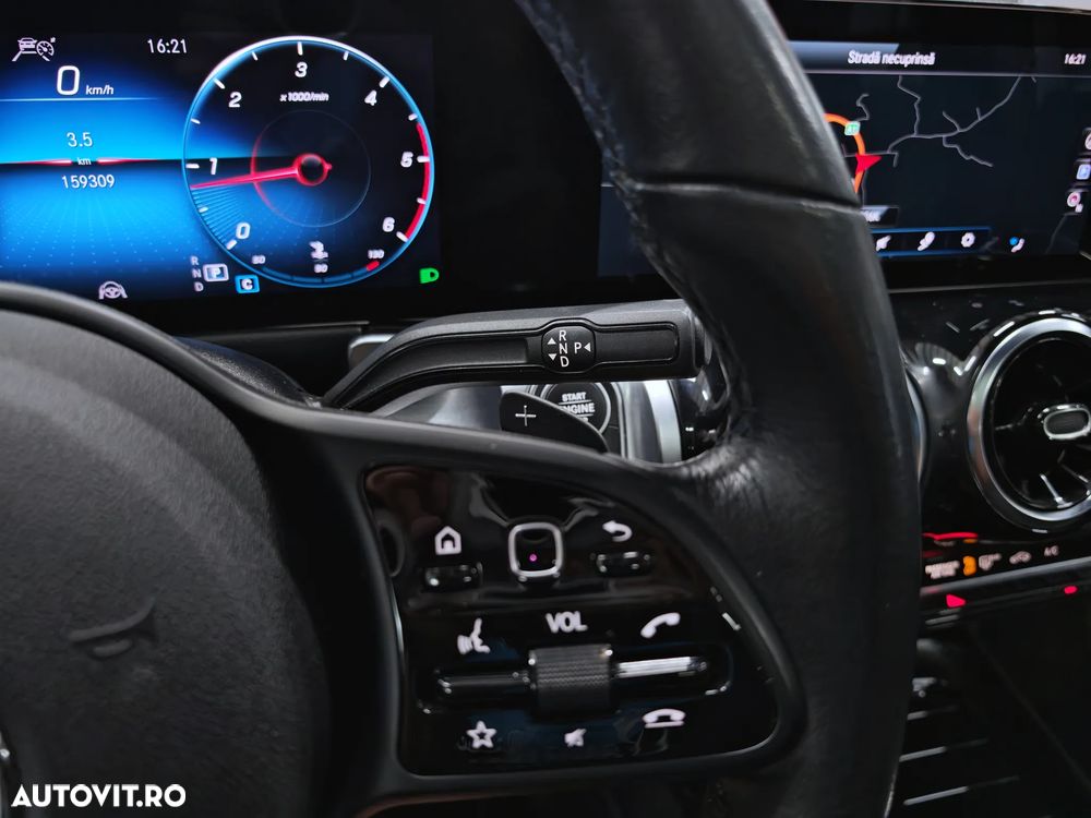 MERCEDES-BENZ GLB 2021 — imagine 27