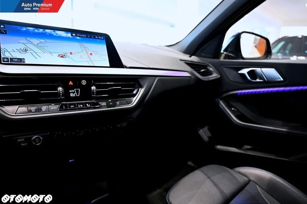 BMW Seria 1 118i M Sport - 15