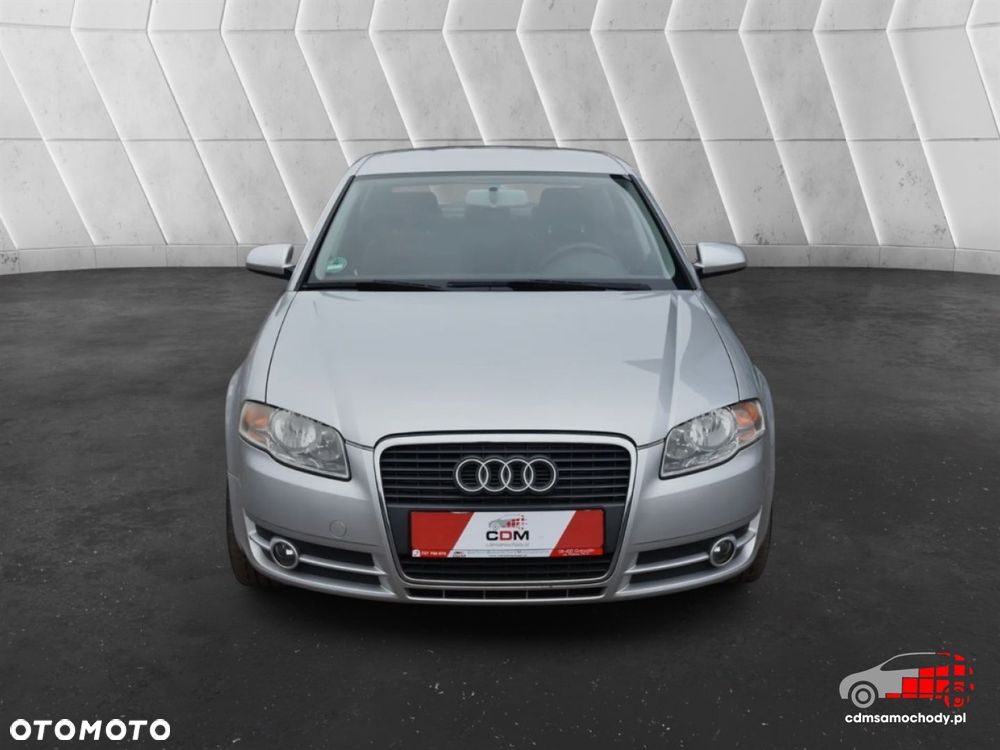 Audi A4 Limousine - 5