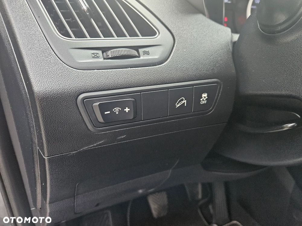 Hyundai ix35 1.6 2WD Fifa World Cup Edition - 39