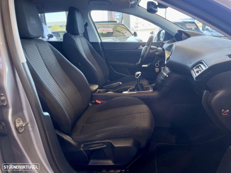 Peugeot 308 SW 1.5 BlueHDi Style - 28