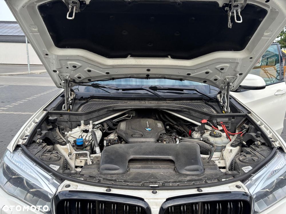 BMW X5 xDrive25d - 16