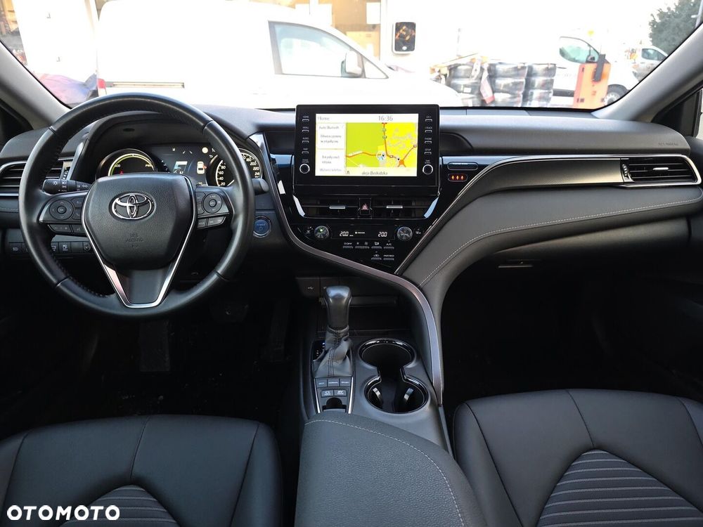 Toyota Camry 2.5 Hybrid Prestige CVT - 9