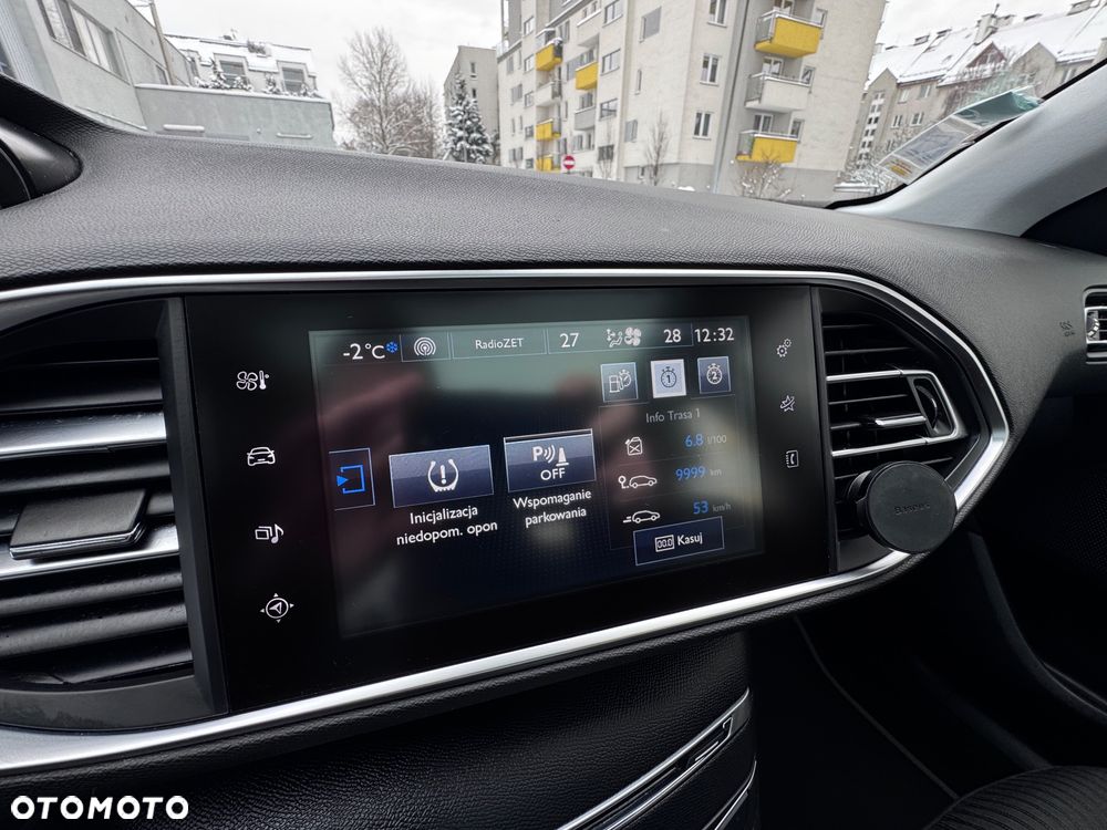 Peugeot 308 PureTech 130 GPF Stop & Start Active Business-Paket - 20