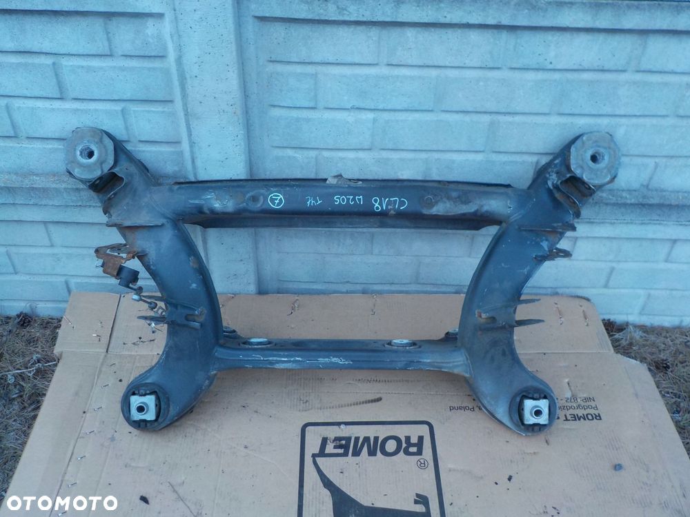 MERCEDES C W205 2.1 CDI 15r SEDAN 4D sanki tyl - 1