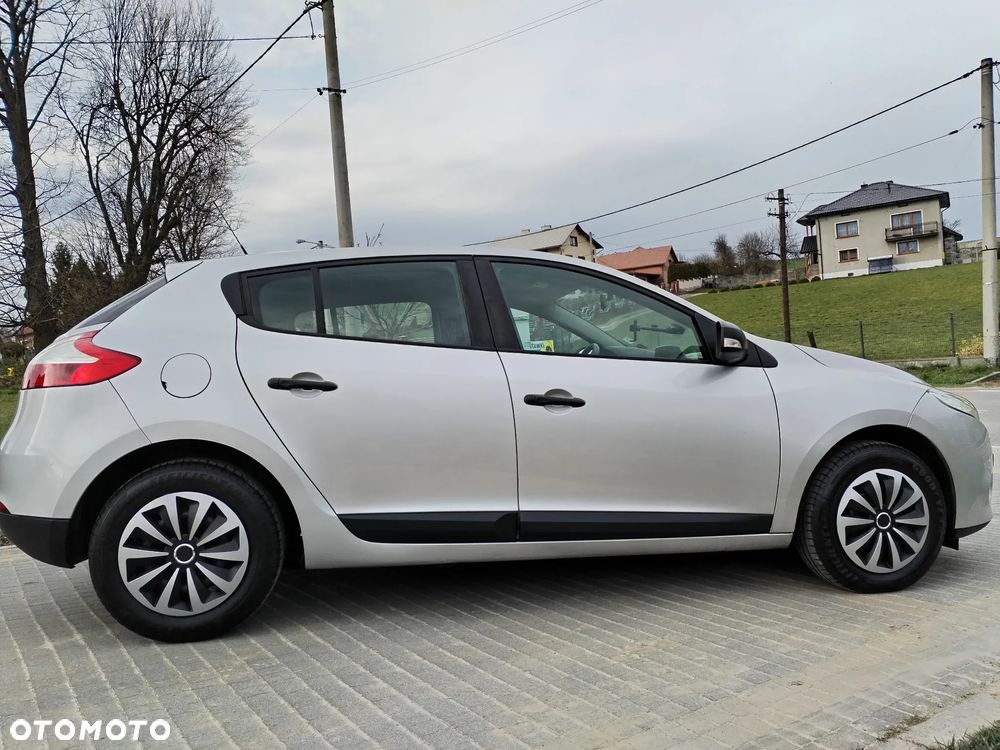 Renault Megane 1.6 16V 100 TomTom Edition - 6