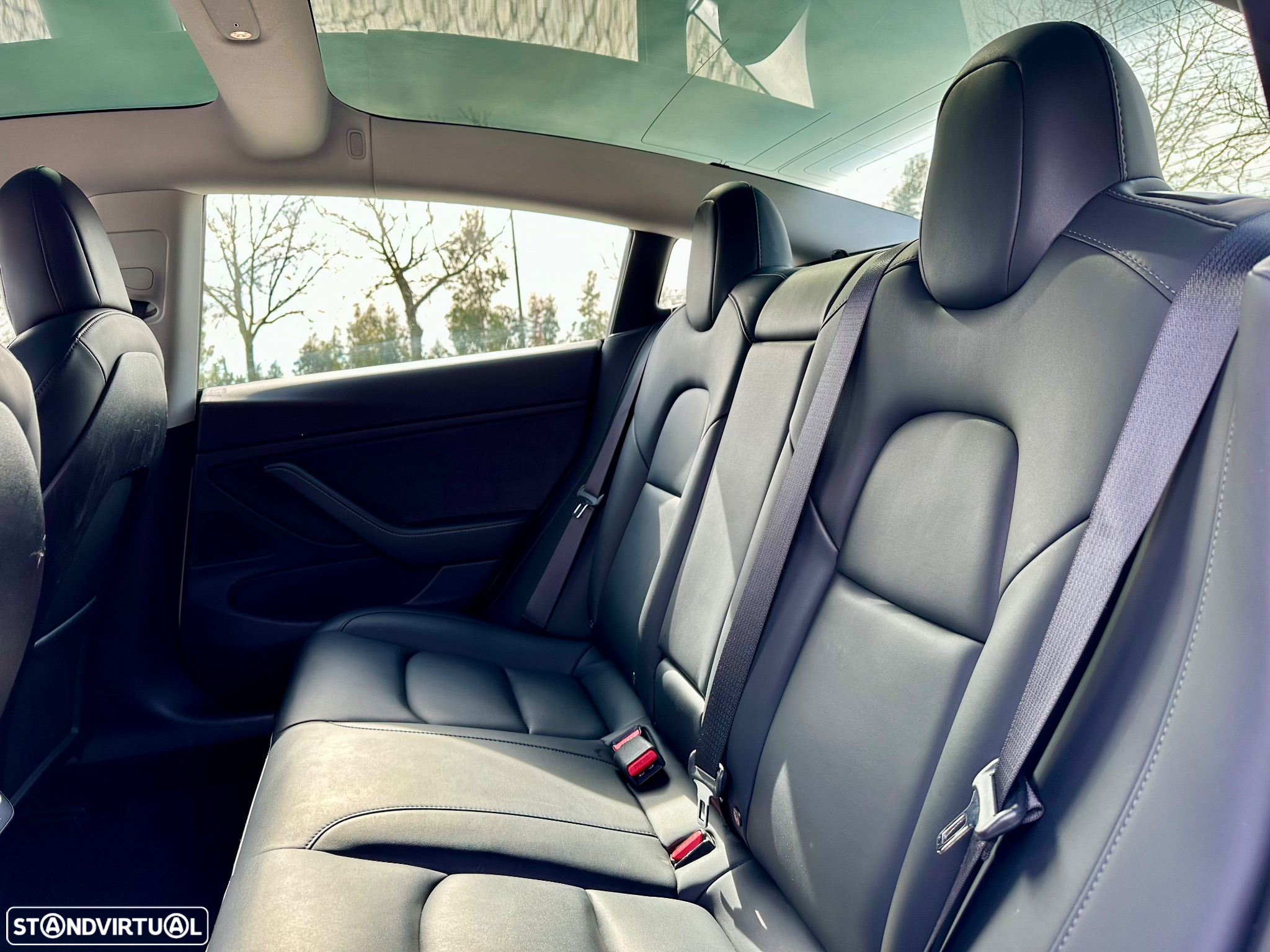 Tesla Model 3 Long-Range Dual Motor AWD - 11