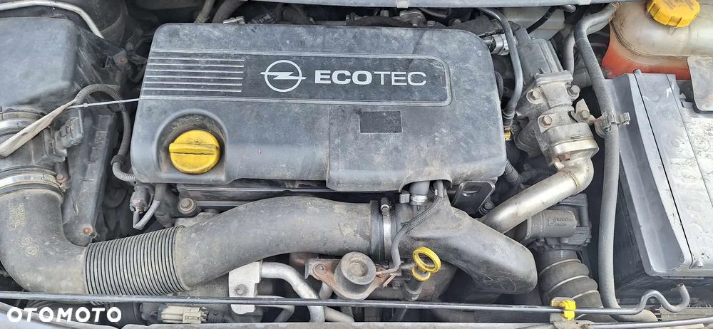 Opel Zafira B 1,7 CDTI 110km rozrusznik - 1