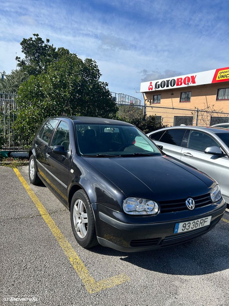 VW Golf - 1