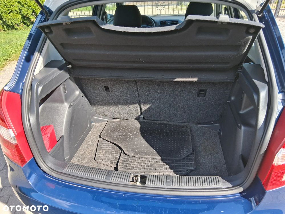 Skoda Fabia 1.2 HTP Ambiente - 22