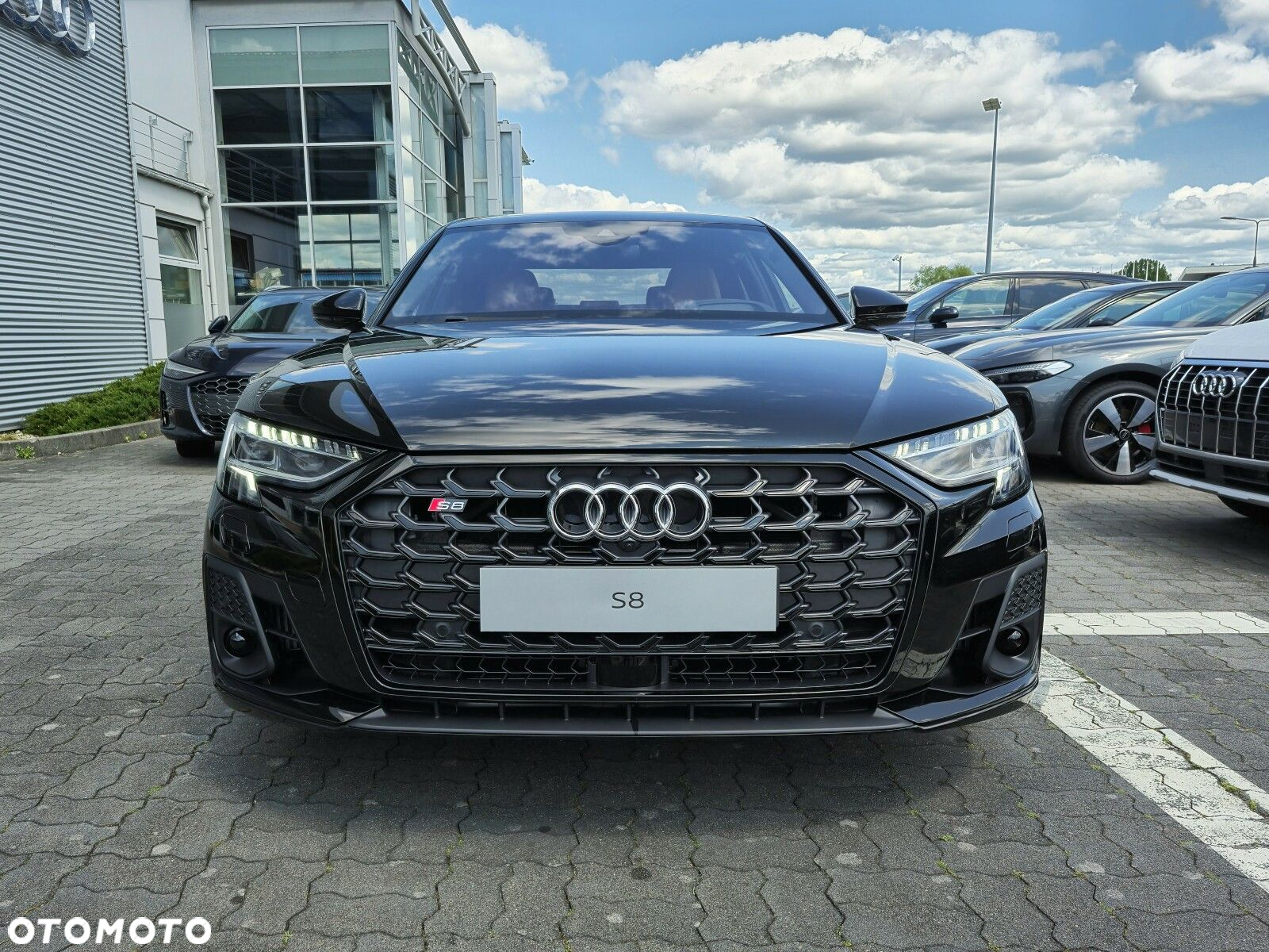 Audi S8 - 7
