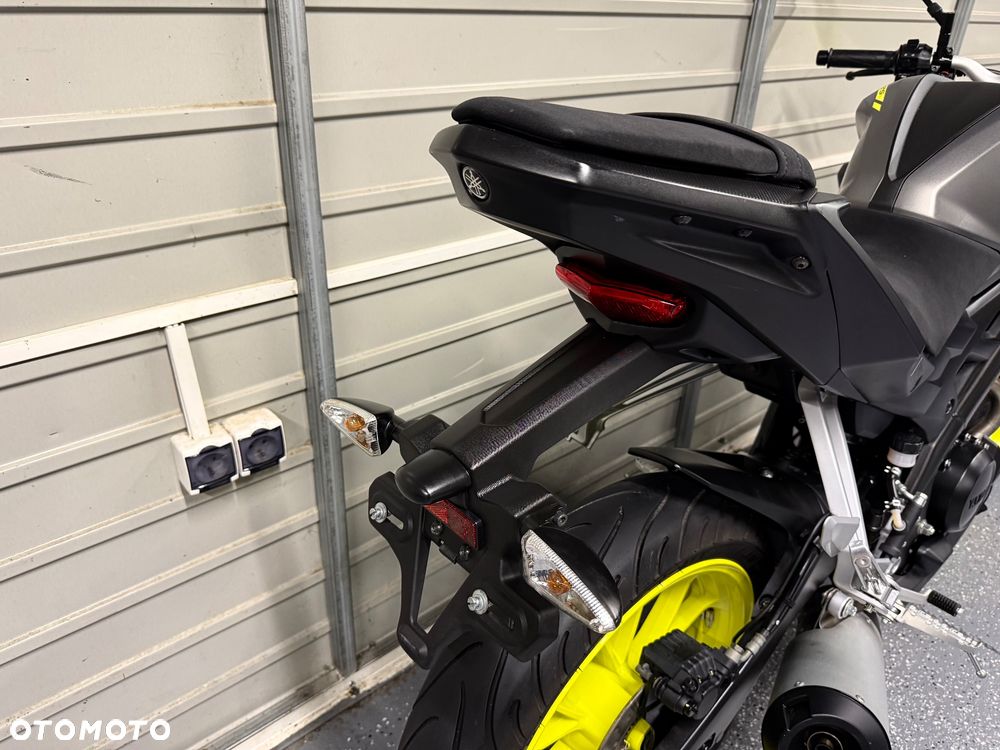 Yamaha MT - 5