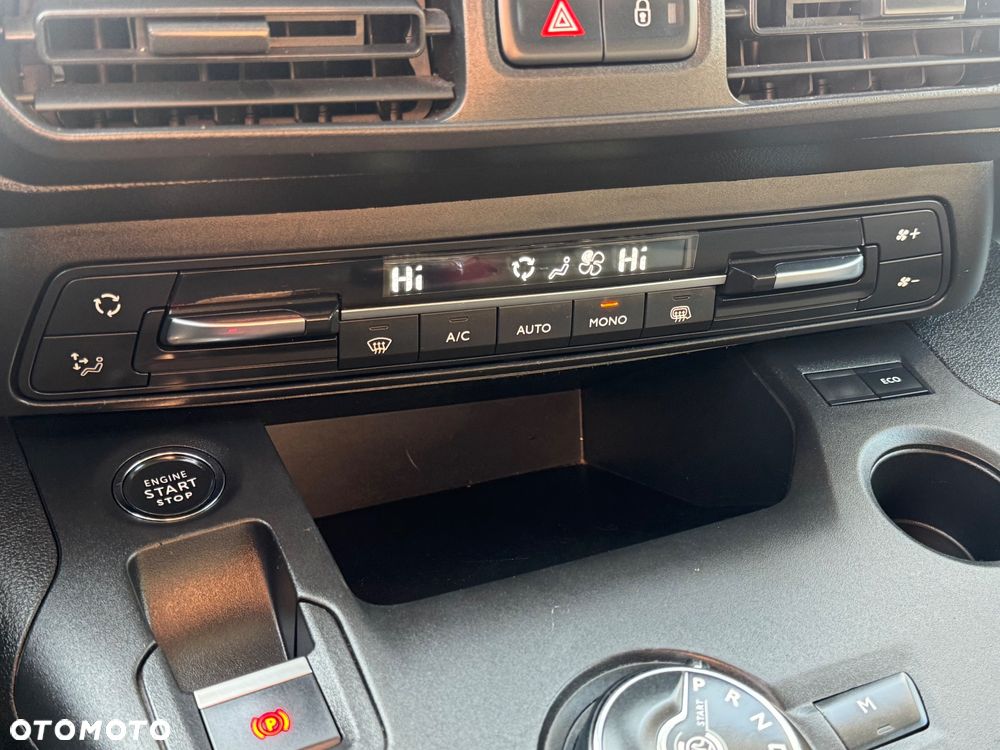 Peugeot Partner - 32