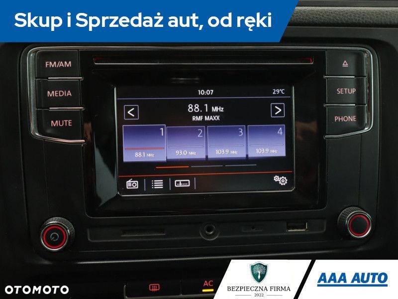 Volkswagen Jetta - 15
