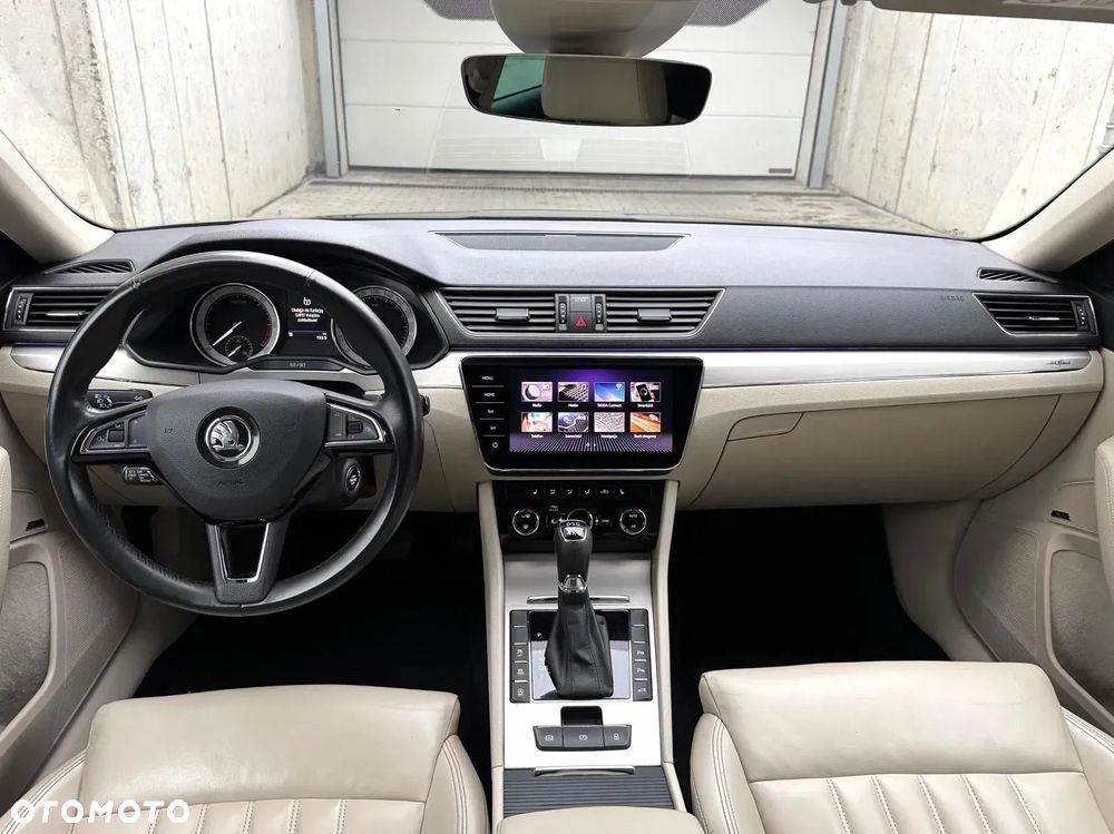 Skoda Superb 2.0 TDI 4x4 L&K DSG - 7