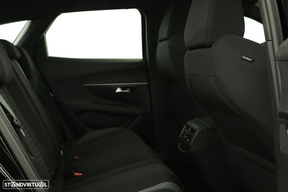 Peugeot 3008 1.6 Hybrid Allure e-EAT8 - 23