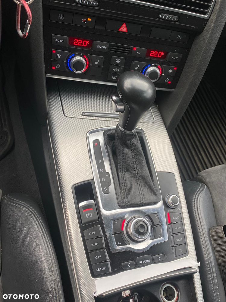 Audi A6 Avant 3.0 TFSI quattro tiptronic - 15