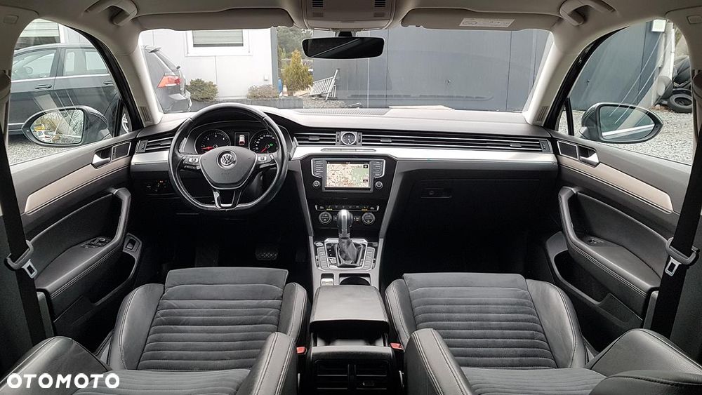 Volkswagen Passat Variant 2.0 TDI SCR DSG Highline - 15