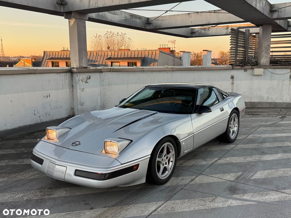 Chevrolet Corvette - 8