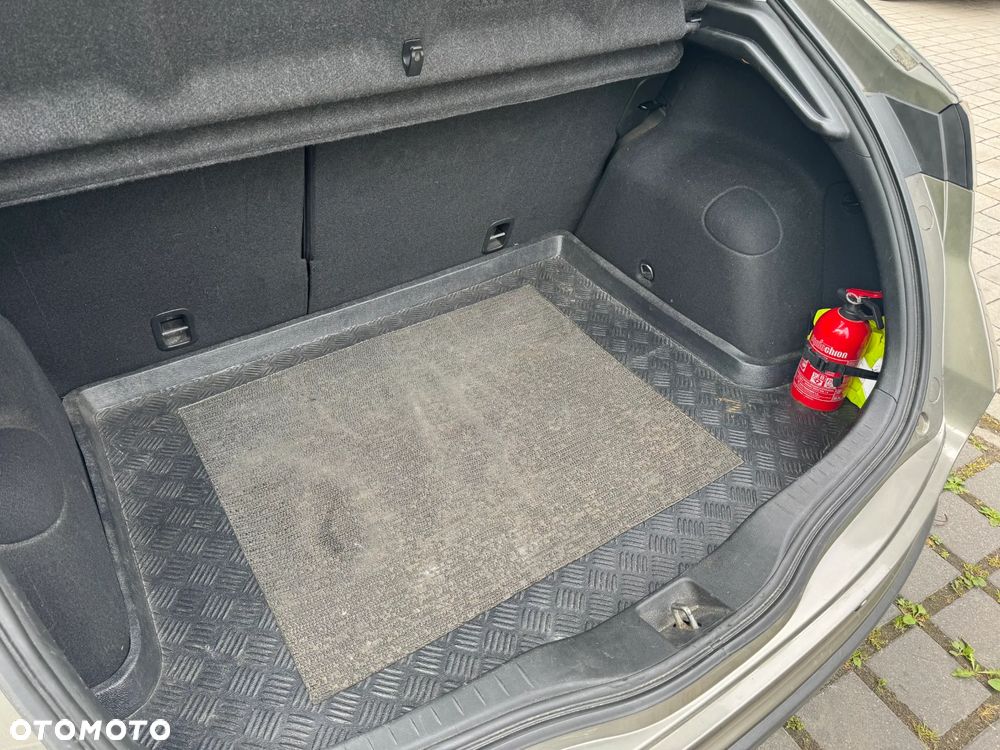 Honda Civic 1.4 Comfort - 27