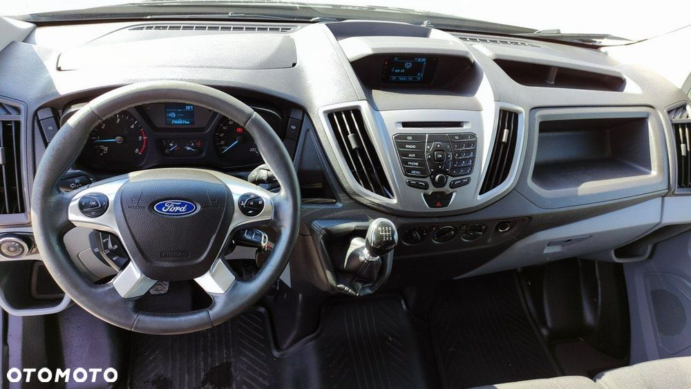 Ford Transit - 25