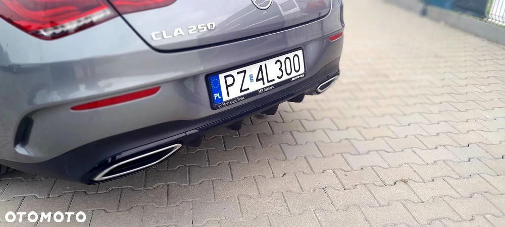 Mercedes-Benz CLA 250 AMG Line 7G-DCT - 4