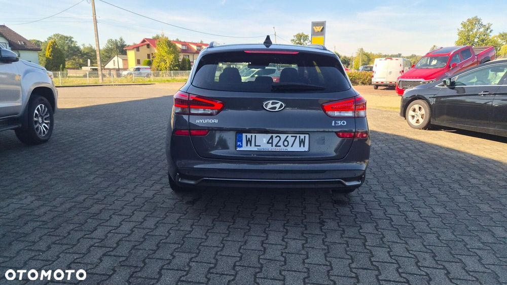 Hyundai i30 - 24