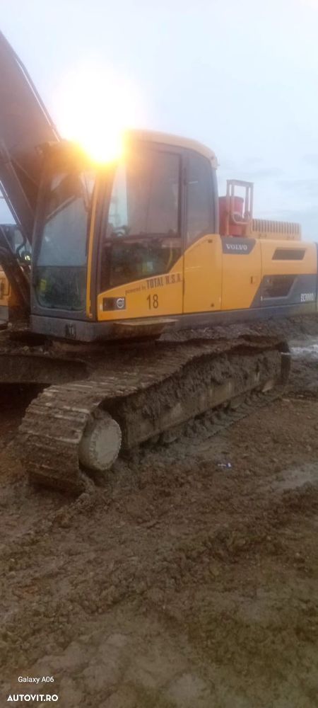 Volvo EC300DL - 2