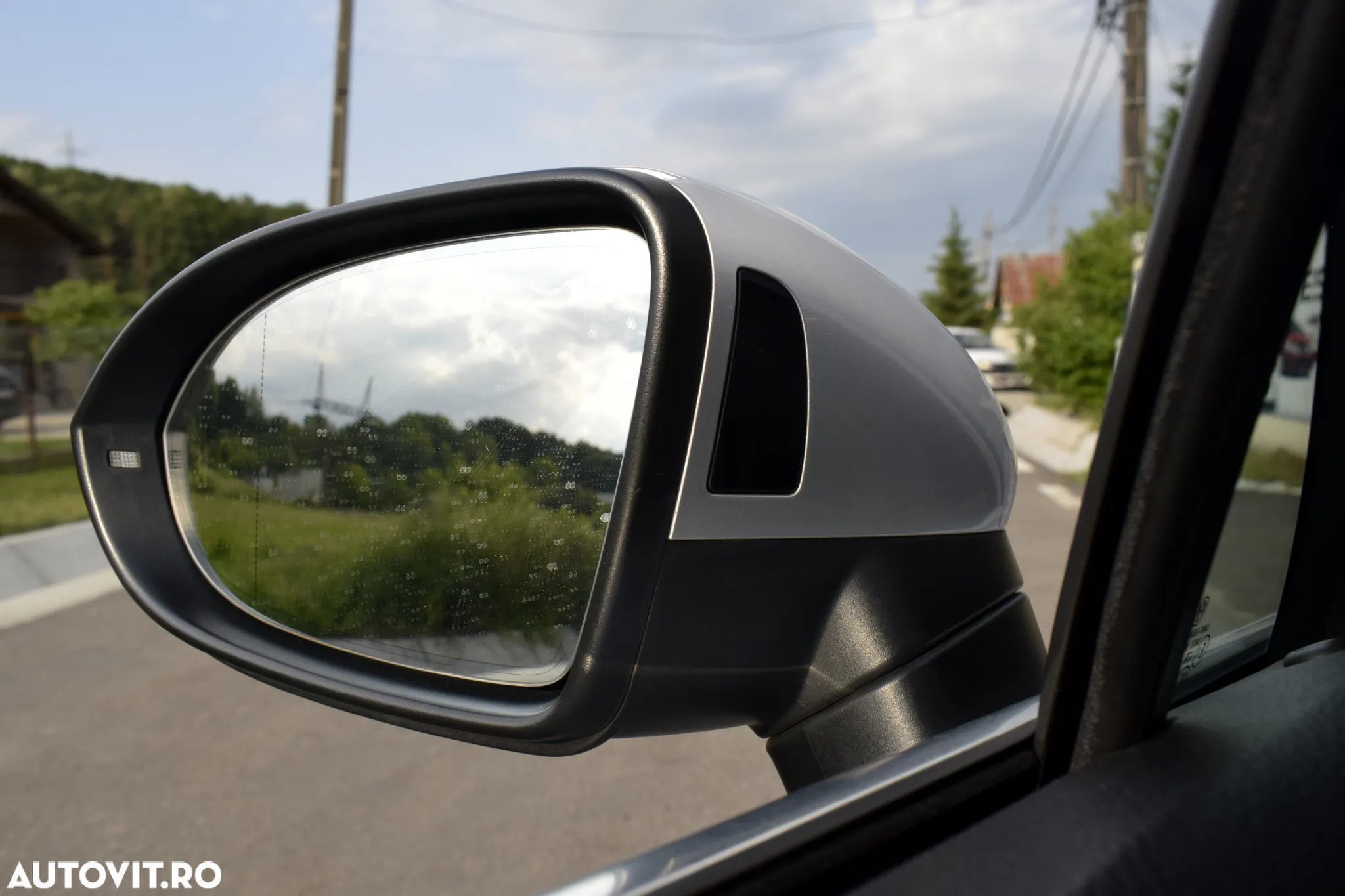 Volkswagen Passat Variant 2.0 TDI DSG Highline - 13