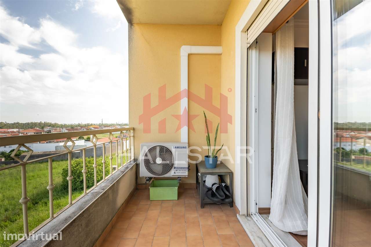 Apartamento T2 / Lugar de Estacionamento / Pataias - Grande imagem: 4/23
