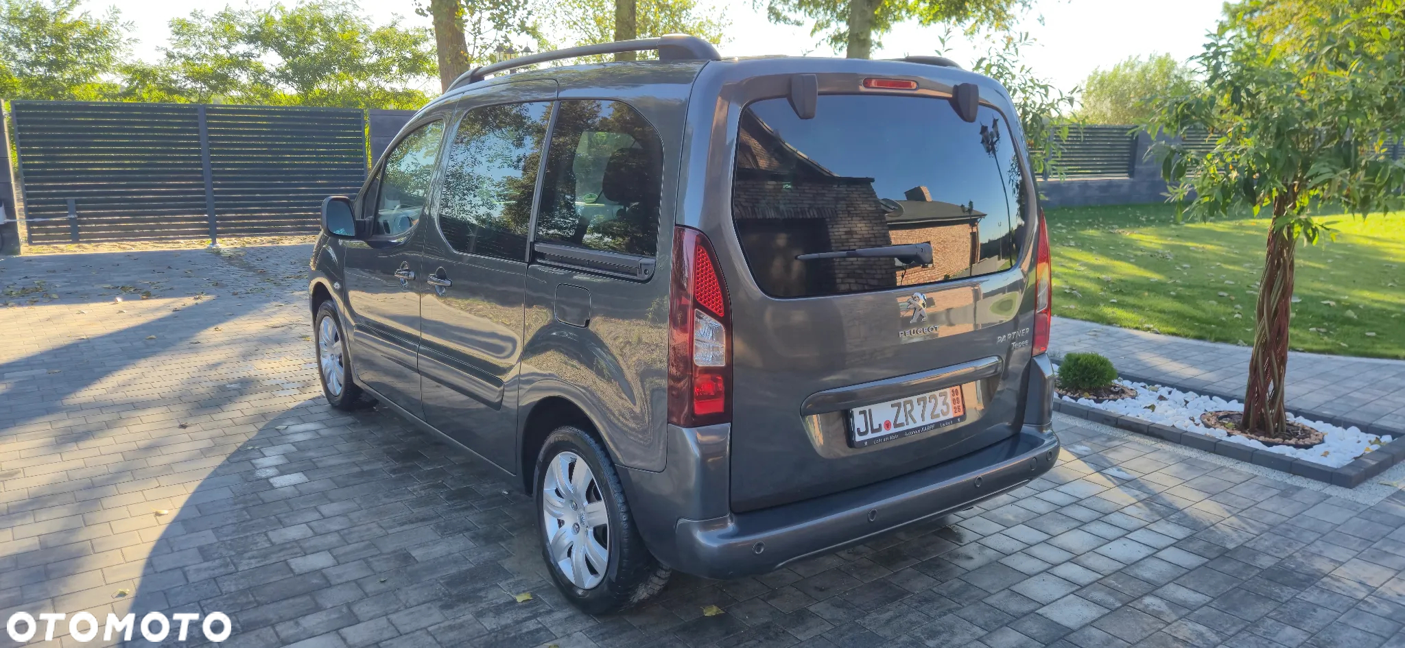 Peugeot Partner Tepee 120 VTi Family - 4