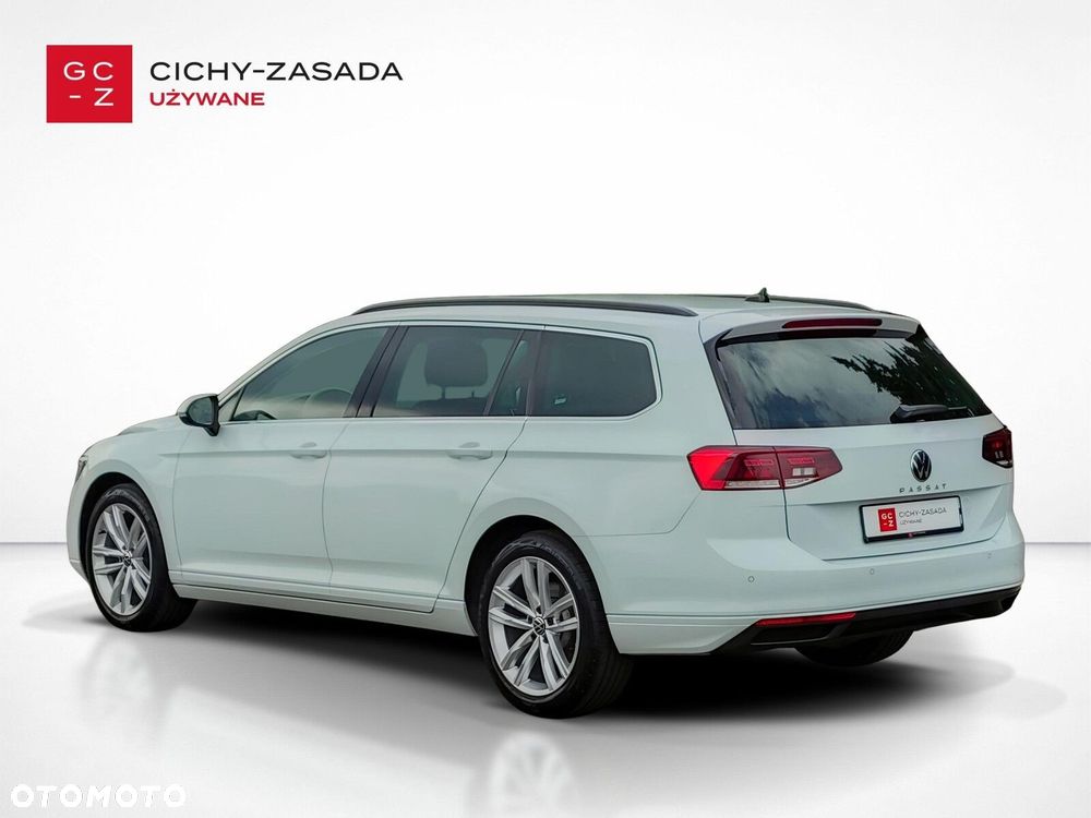 Volkswagen Passat - 3
