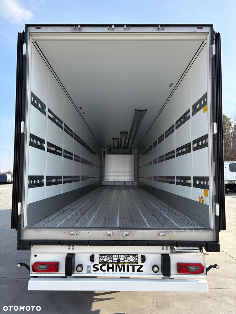 Schmitz Cargobull odbiór w Polsce, Fabrycznie nowa chłodnia Schmitz Standard z listwami LDS Amazon 2026 r. z Thermo King SLX i 300 50, klapy wentylacyjne - 9