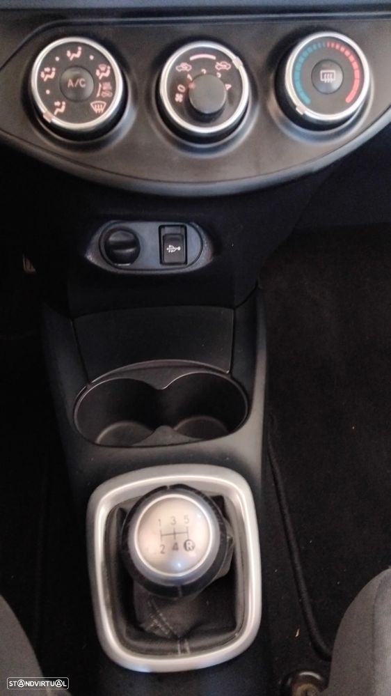 Toyota Yaris 1.0 VVT-i Comfort+P.Style - 9