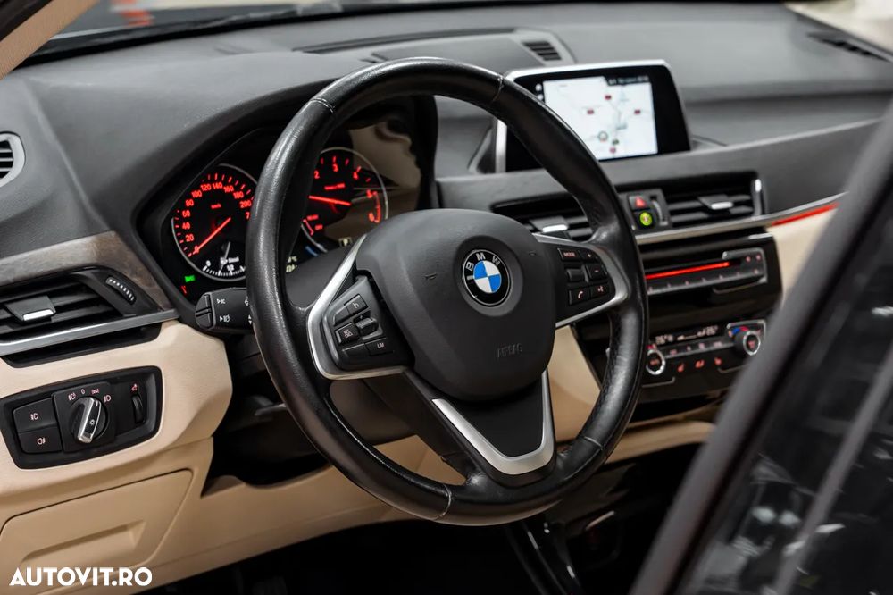 BMW X1 xDrive20d Aut. xLine - 24