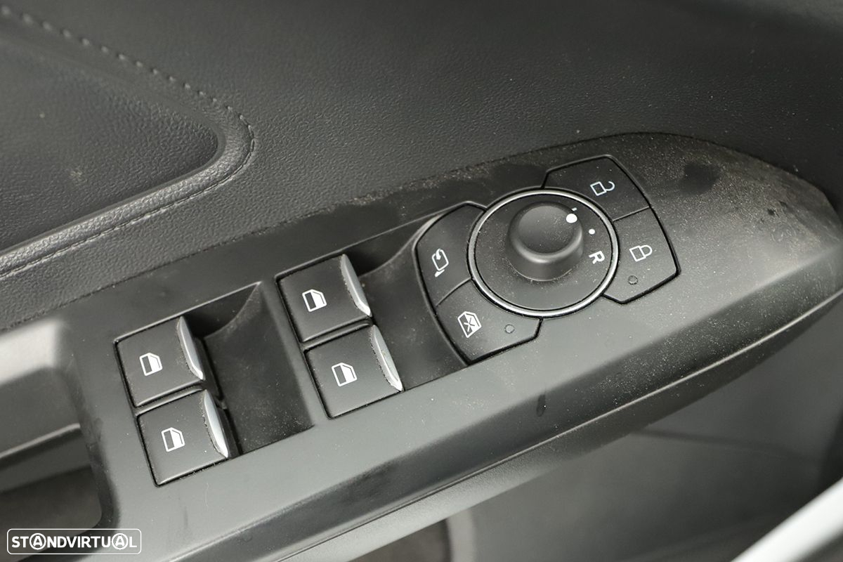 Ford Focus SW 1.0 EcoBoost MHEV ST-Line X - 19