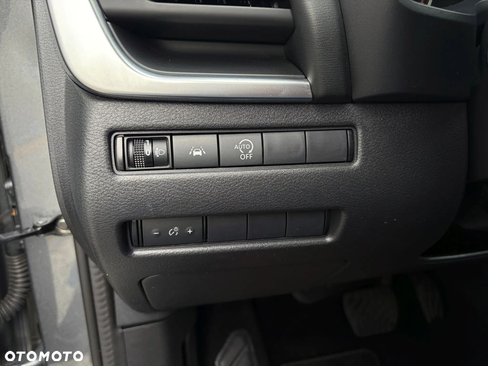 Nissan Qashqai 1.3 DIG-T MHEV Xtronic N-Connecta - 30