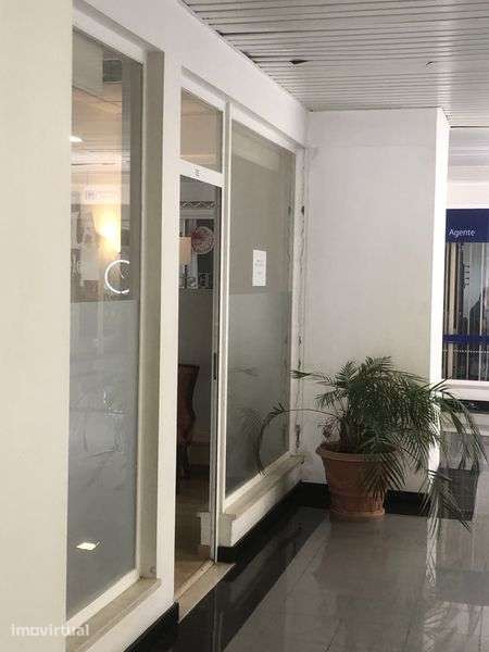 Arrenda se espaço comercial nas galerias de torres! - Grande imagem: 2/3