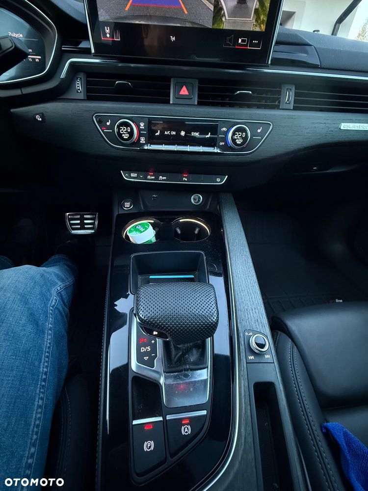 Audi A4 Limousine 45 TFSI quattro S tronic advanced - 19